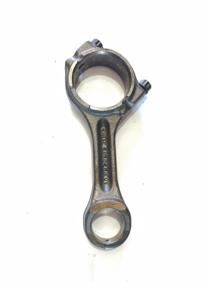 Biela John Deere 6090 (9L)