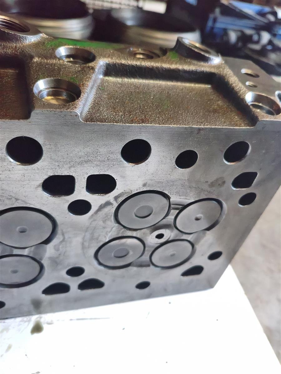 Cabeçote John Deere 6090 9L (Completo, com Válvulas) - Imagem 7