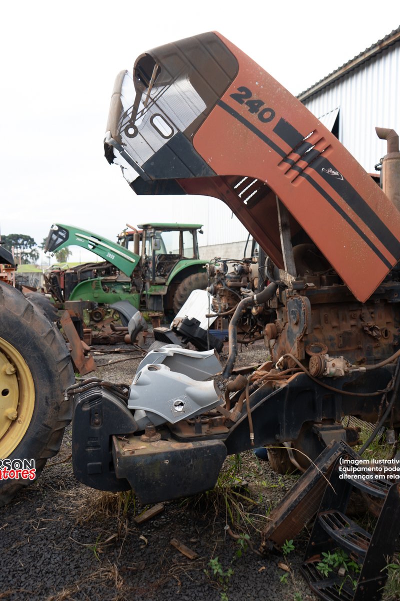 Trator Case Maxxum 240