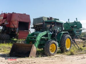 Trator John Deere 6405 SyncroPlus
