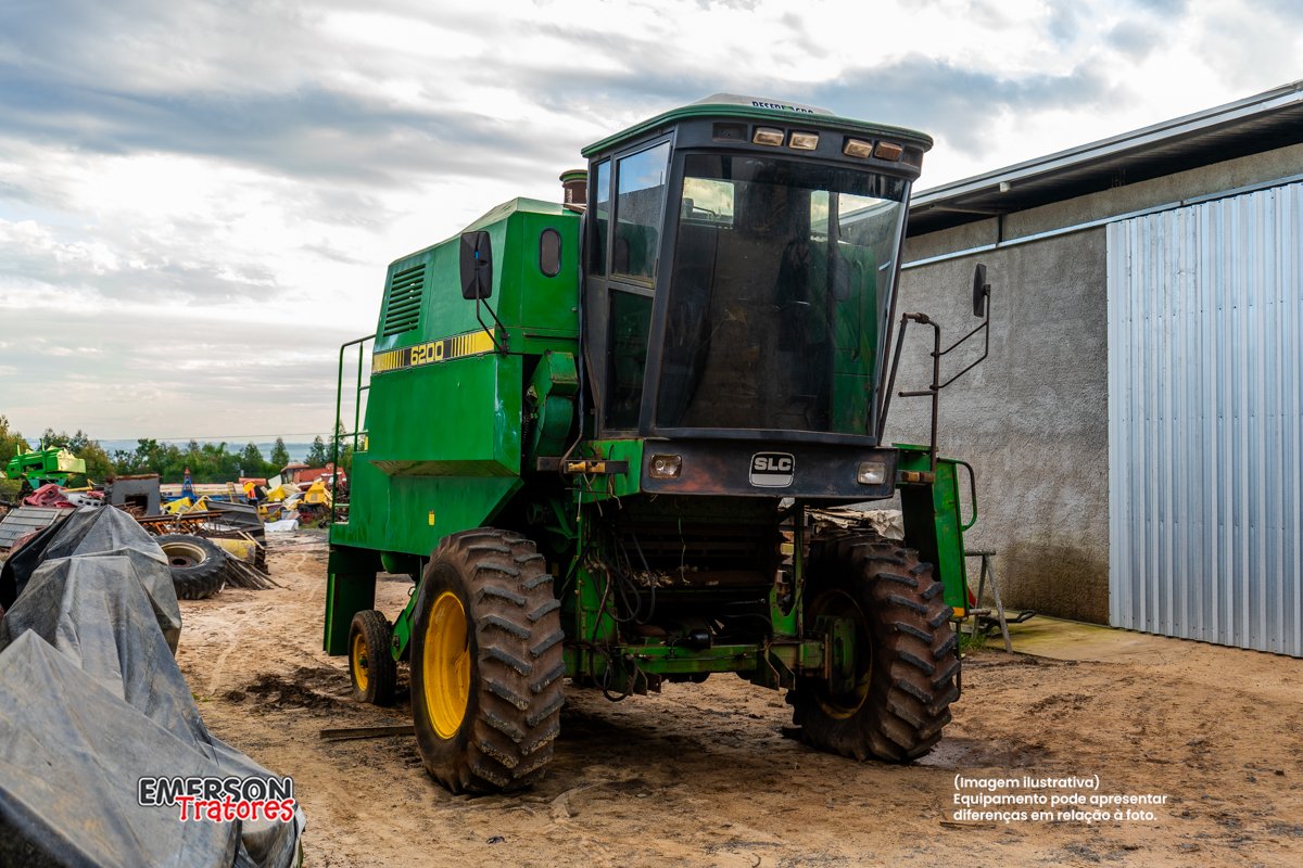 Colheitadeira John Deere SLC 6200
