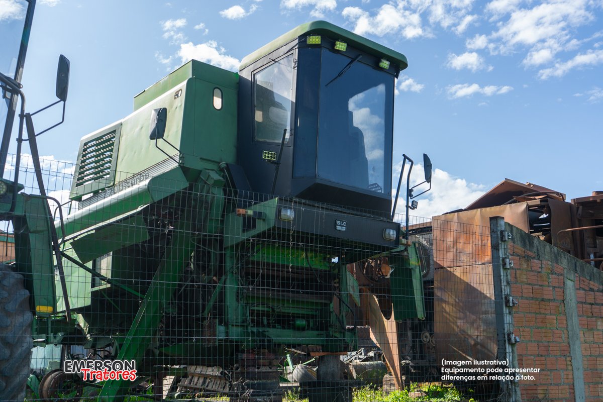 Colheitadeira John Deere SLC 7700