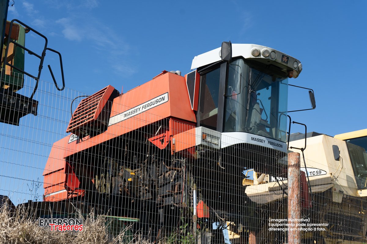 Colheitadeira Massey Ferguson MF 34