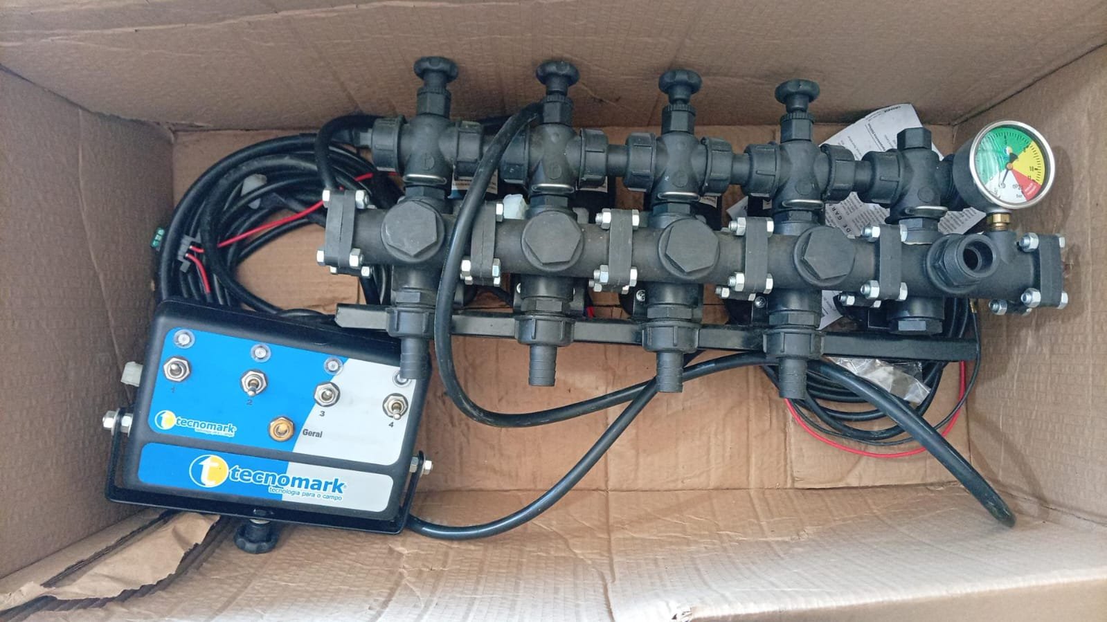 Comando Elétrico de Pulverização ÁGUIA Master Plus - Imagem 2
